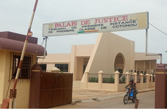 Tribunal de Cotonou : le procès dans l'affaire Dangnivo reprend ce vendredi 26 juin 2026