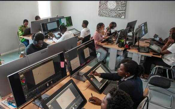 Technologies et innovation au Bénin : découvrez les métiers d'avenir qui recruteront le plus dans les prochaines années